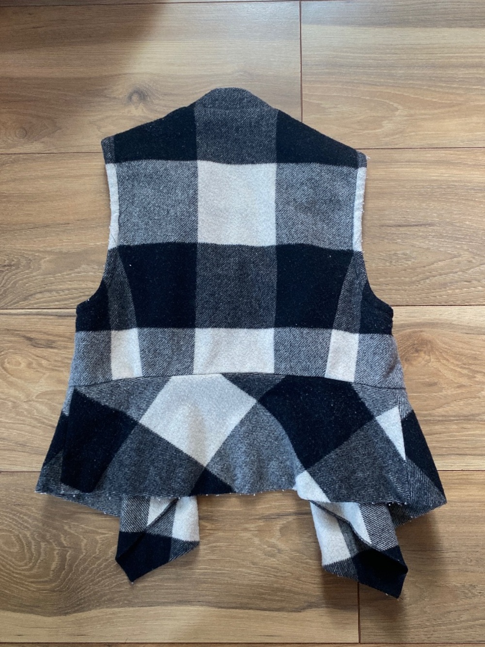 Gap Checkered Vest - Picture 4 of 4